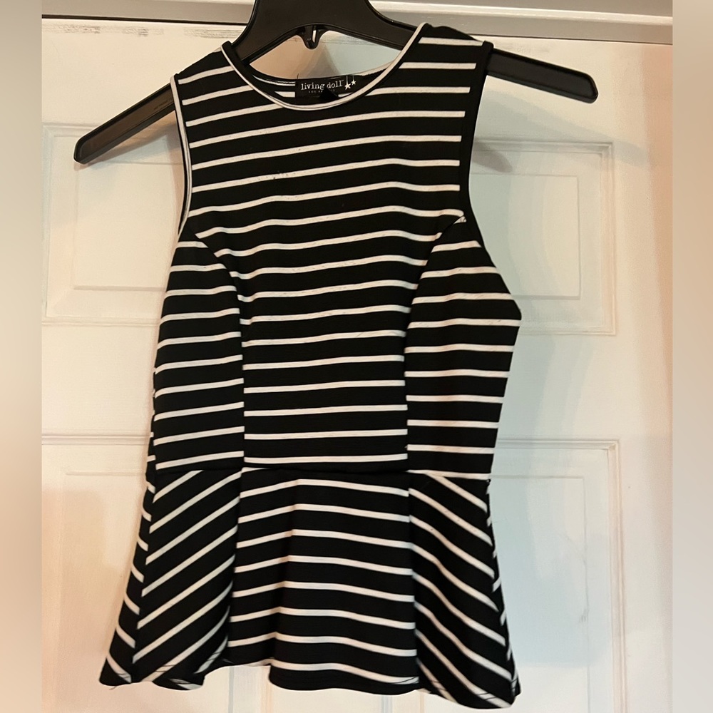 Black & White Top